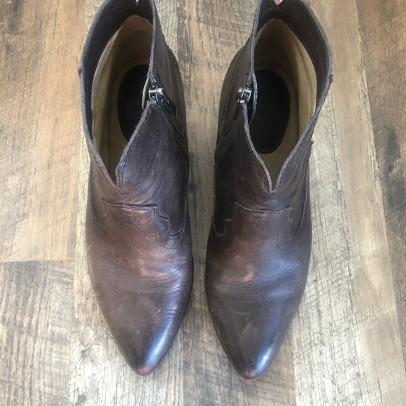 VGUC Frye Renee Seam Heeled Boots 9M - Picture 3 of 6